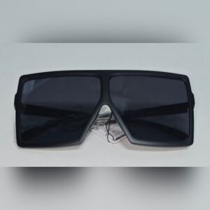 Fashion Oversized Square Brimmed Flat Large Sunglasses Women Matte Black